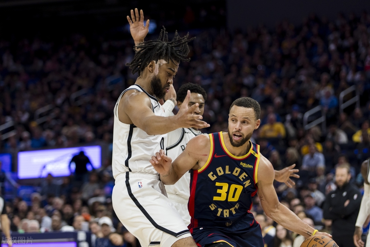 包含昨日焦点:库里失利,引发热议的词条 包含昨日焦点:库里失利,引发热议的词条