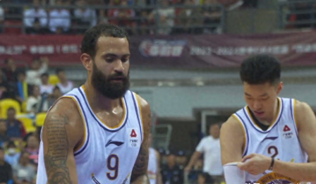 田径比赛中的精彩瞬间,引人入胜 田径比赛中的精彩瞬间,引人入胜