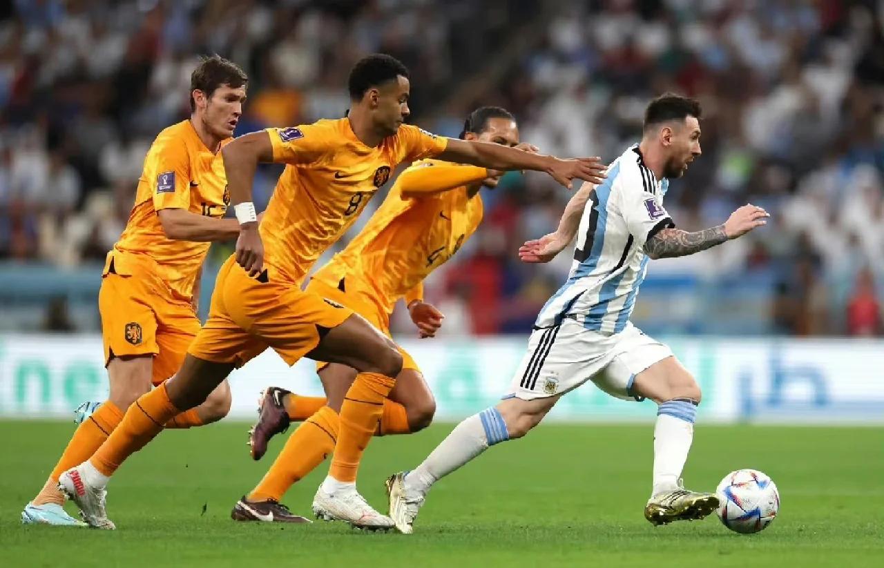 西班牙传奇争霸战：梅西vsC罗的简单介绍