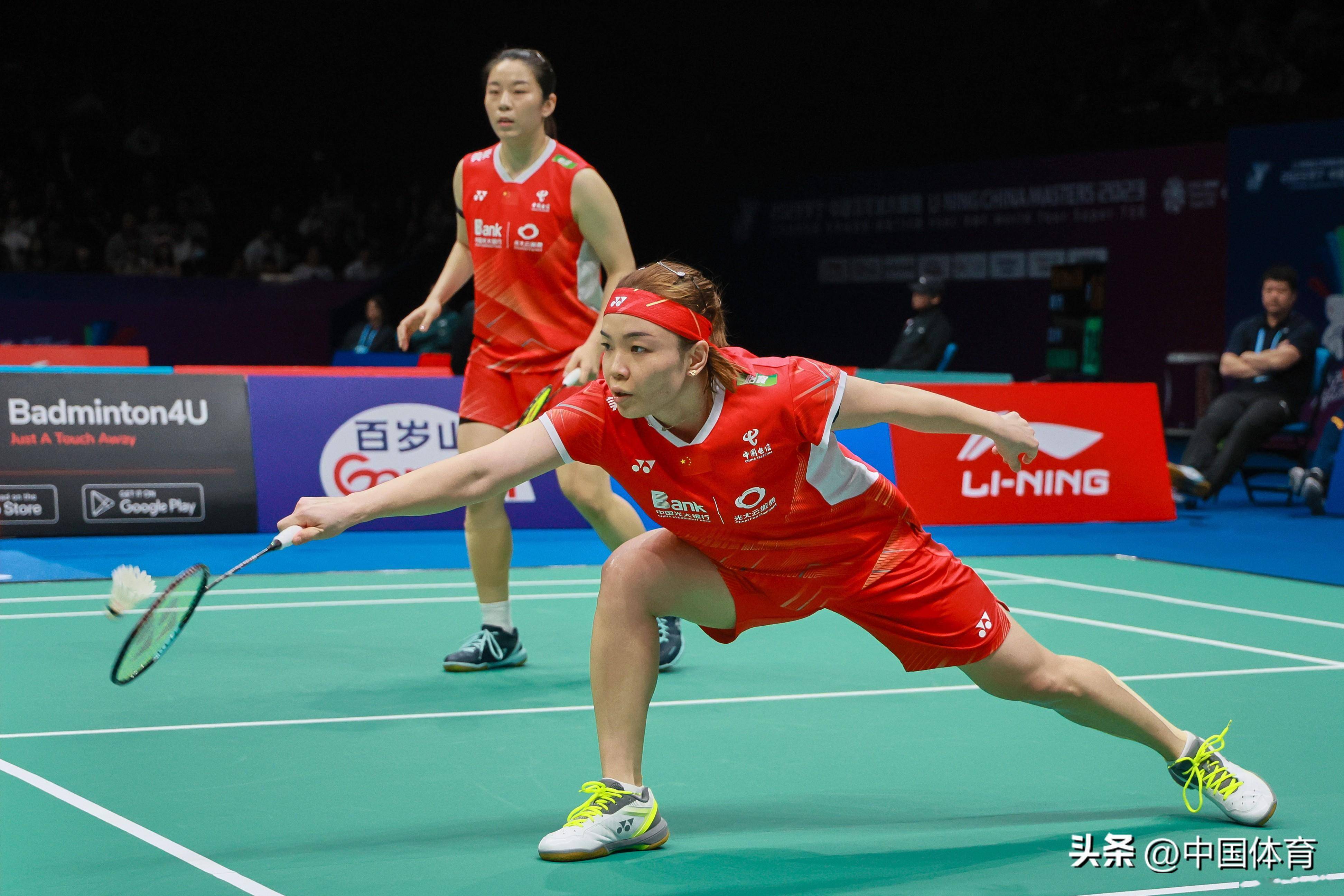 羽毛球比赛中出现暴击,运动员不敌对手!的简单介绍 羽毛球比赛中出现暴击,运动员不敌对手!的简单介绍