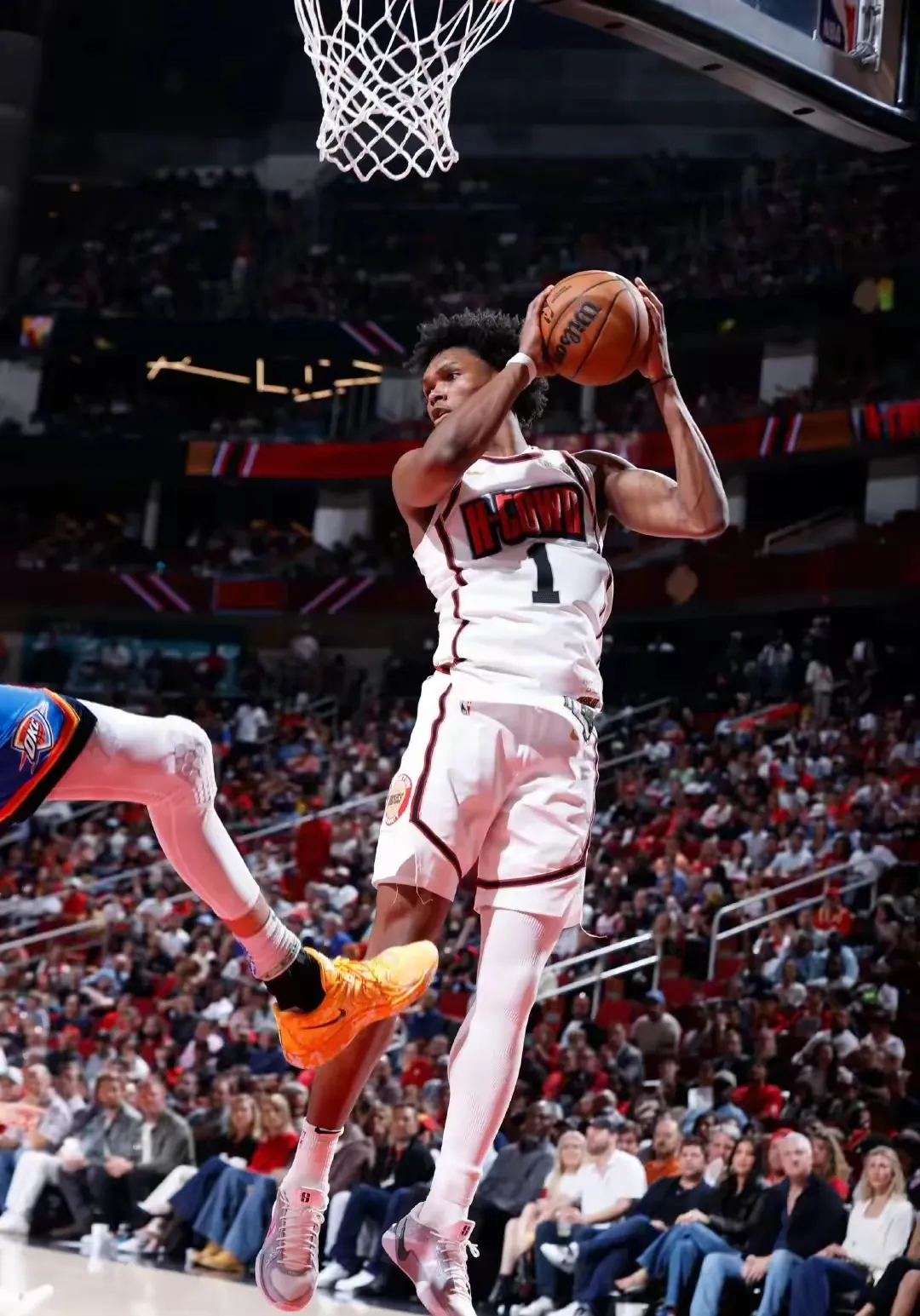 火箭惨败独行侠,哈登状态下滑 火箭惨败独行侠,哈登状态下滑