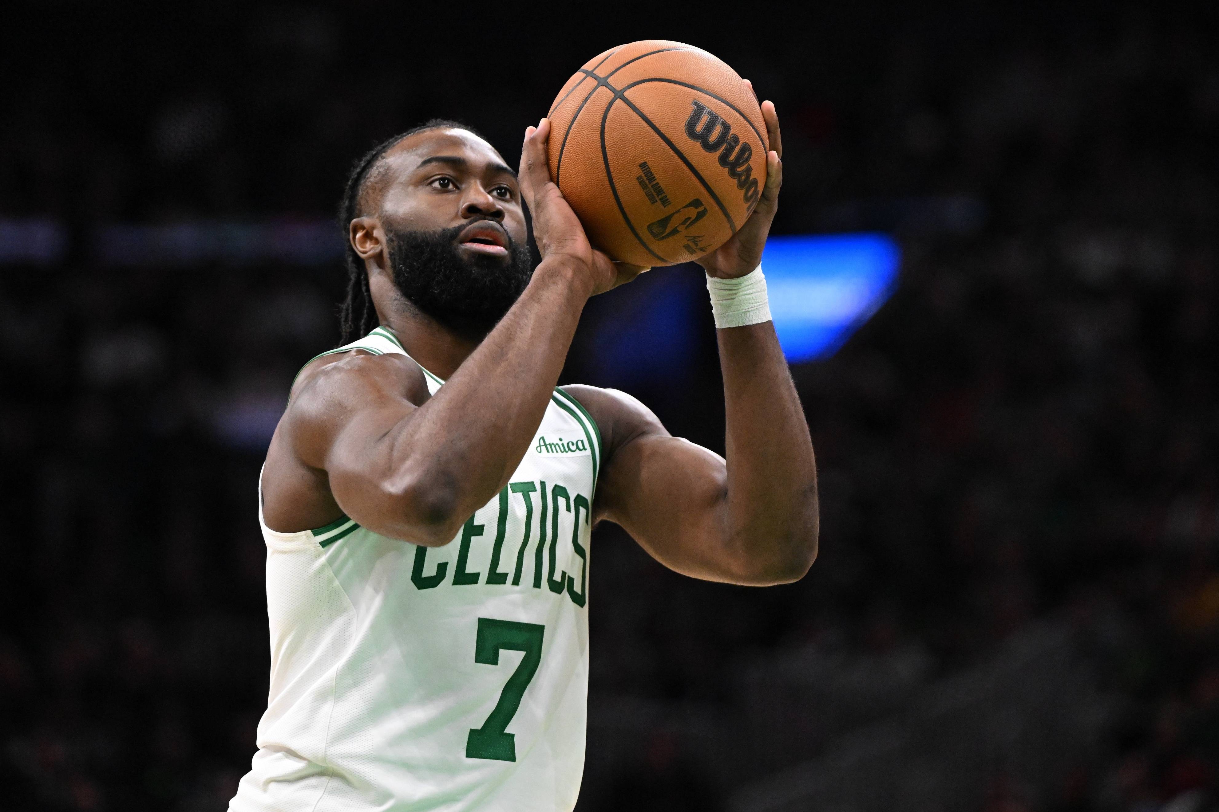 骑士大胜尼克斯，塞克斯顿全场高效