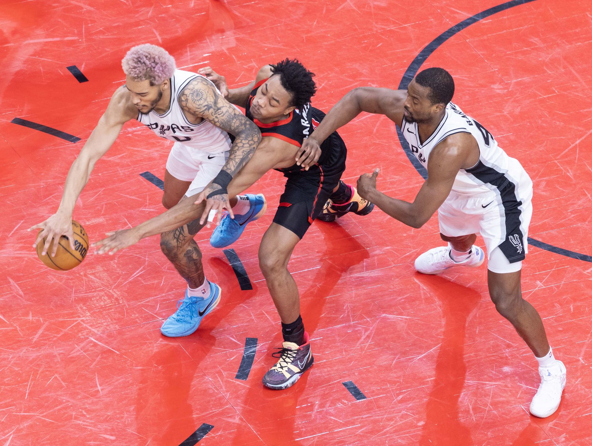 包含太阳逆转胜国王,马刺不敌活塞的词条 包含太阳逆转胜国王,马刺不敌活塞的词条