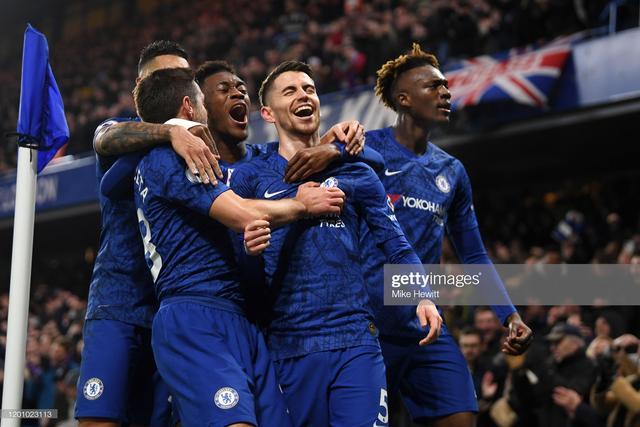 西班牙轻取拜仁，若日尼奥刷新纪录