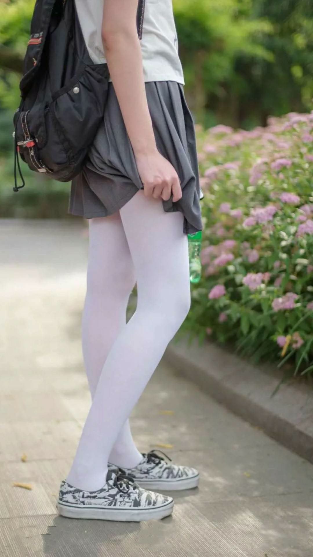 三国夜空,一颗蓝白星辰骤然点亮—记马克西的美加墨世界杯高光之夜