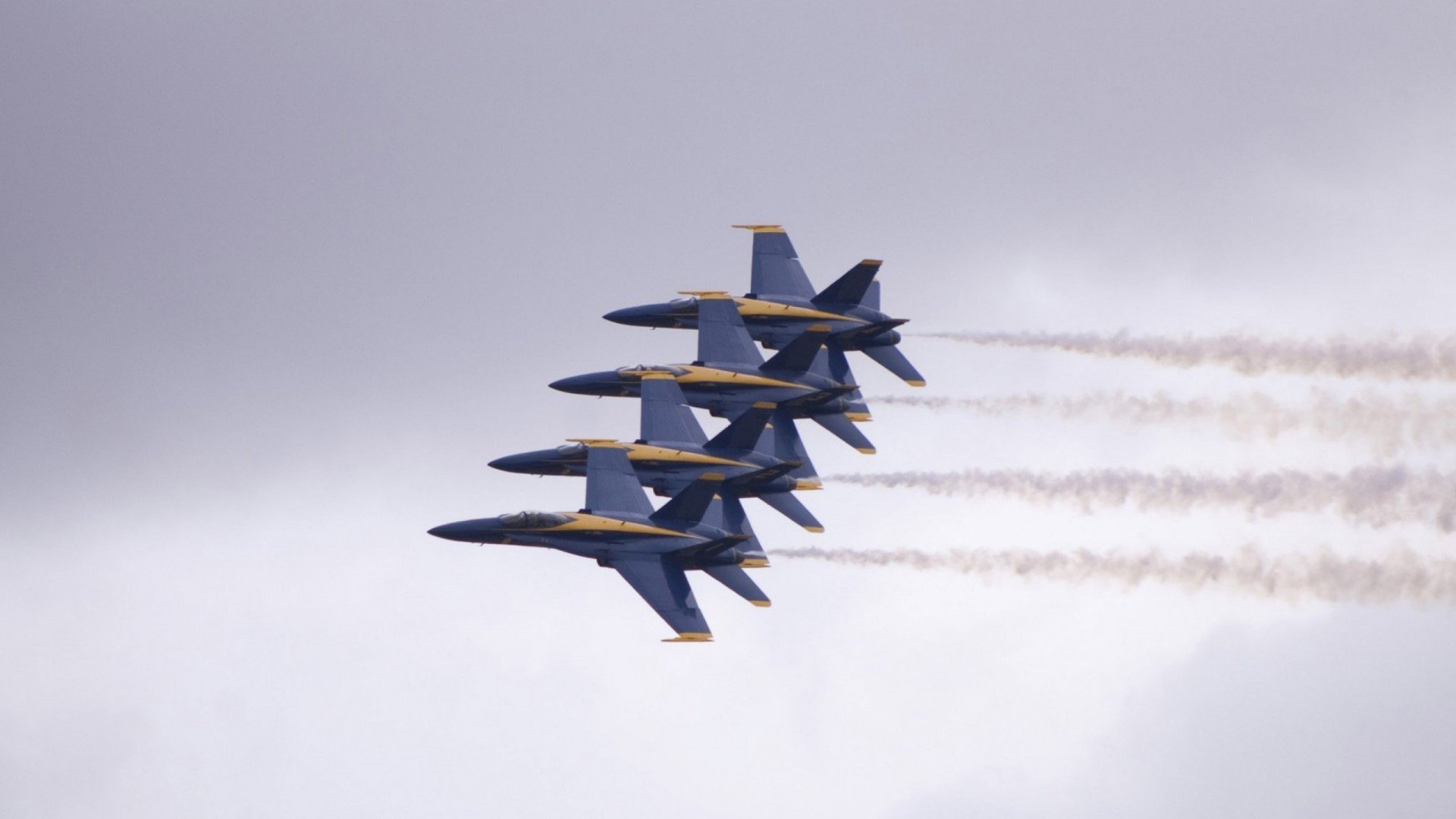 东方资本与北欧童话的欧冠对决，奥亚尔萨瓦尔的个人英雄主义